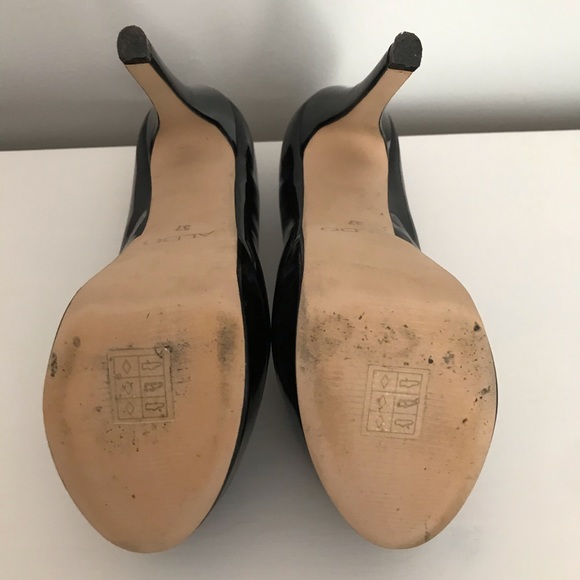 Almost new Black stilettos from Aldo. - Picture 4 of 4